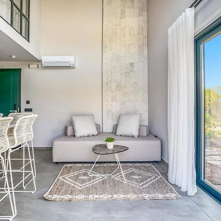 Wind By Villa Lygia (Lefkada)